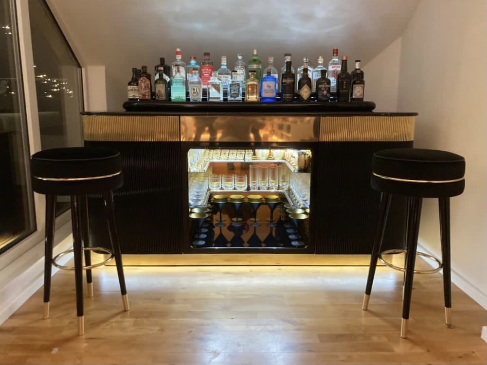 Mobile Bar in Sahara Noir